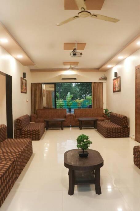 Stayhaven Aqua With Pvt Theatre & Pool Mumbai Kültér fotó
