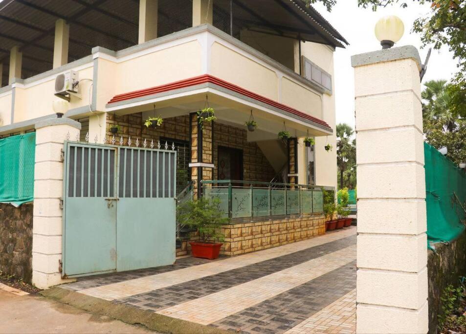 Stayhaven Aqua With Pvt Theatre & Pool Mumbai Kültér fotó